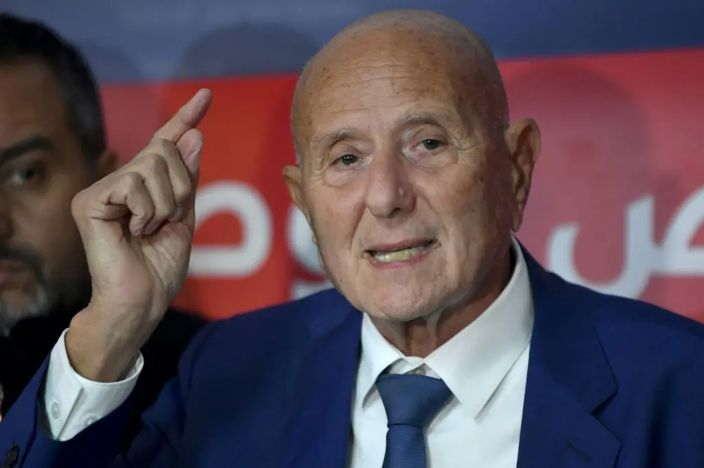 اعتقال المعارض التونسي البارز أحمد الشابي