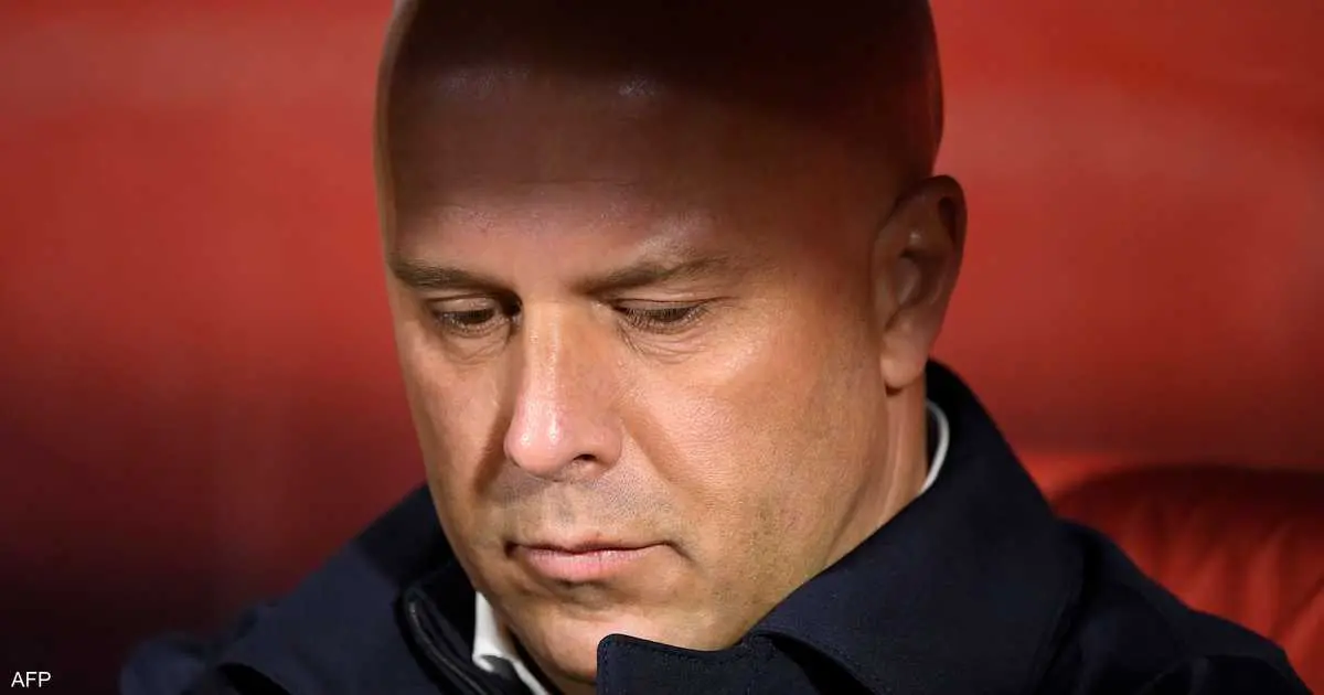 اعتراف صادم من سلوت.. "هيبة" ليفربول تهتز