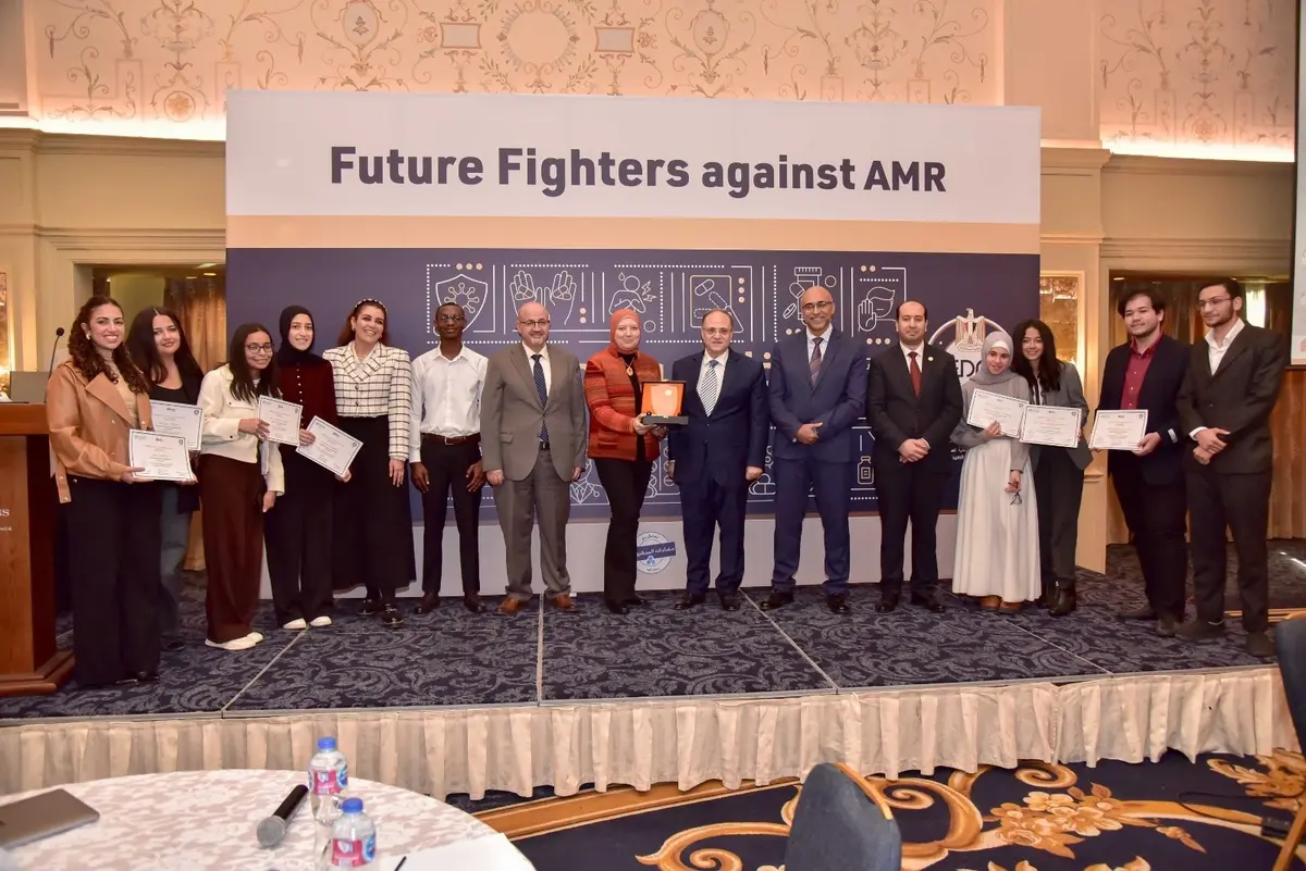 رئيس هيئة الدواء يشارك في ختام برنامج «Future Fighters» ويُشيد بدور الطلاب في مواجهة مقاومة المضادات الحيوية