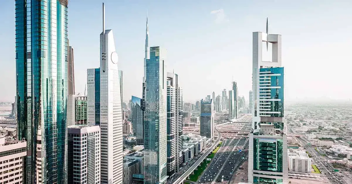 أسواق عقارات أبوظبي ودبي تواصل الصعود في الربع الثالث