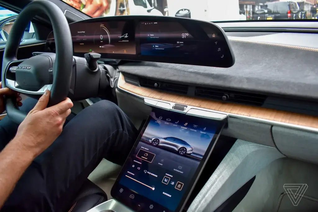 المخاطر الصحية والبيئية لصناعة السيارات الكهربائية.. جدل يتصاعد في الغرب (تقرير) - الطاقة