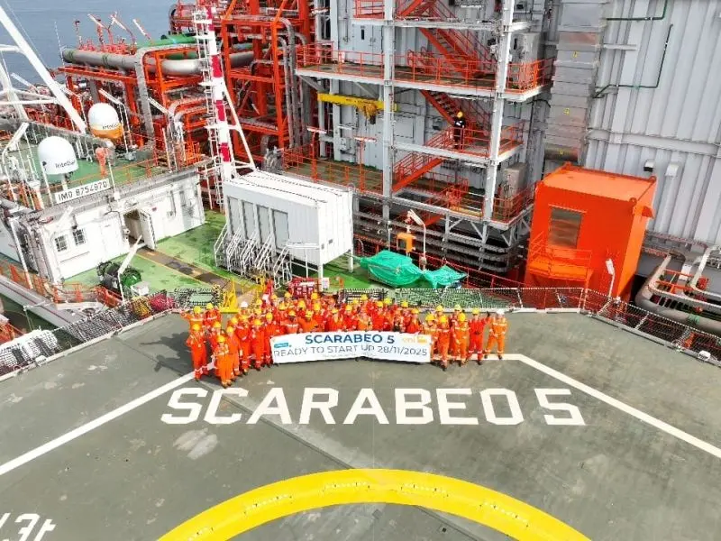 وحدة عائمة بمشروع الغاز المسال في الكونغو تحقق إنجازًا بعد "عملية تحويل" - الطاقة