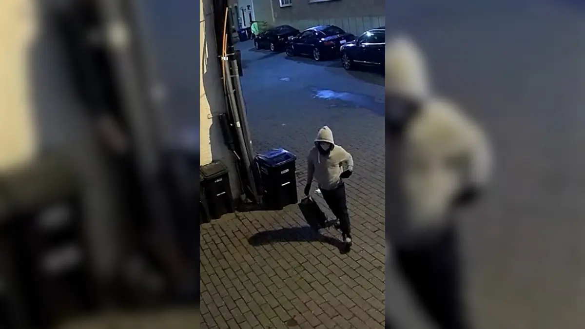 اعتقال المتهم بزرع قنابل أنبوبية في واشنطن يكشف عن دافع مرتبط بانتخابات 2020