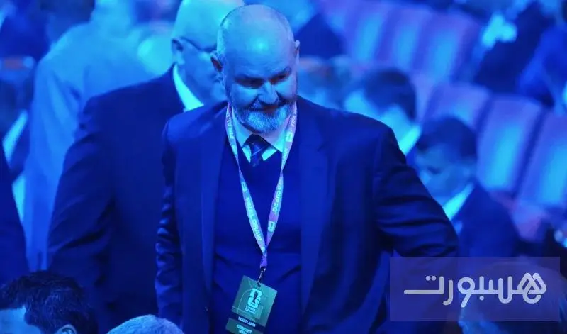 مدرب اسكتلندا: مرتاح للقرعة ومواجهة منتخبات من قارات مختلفة أمر رائع