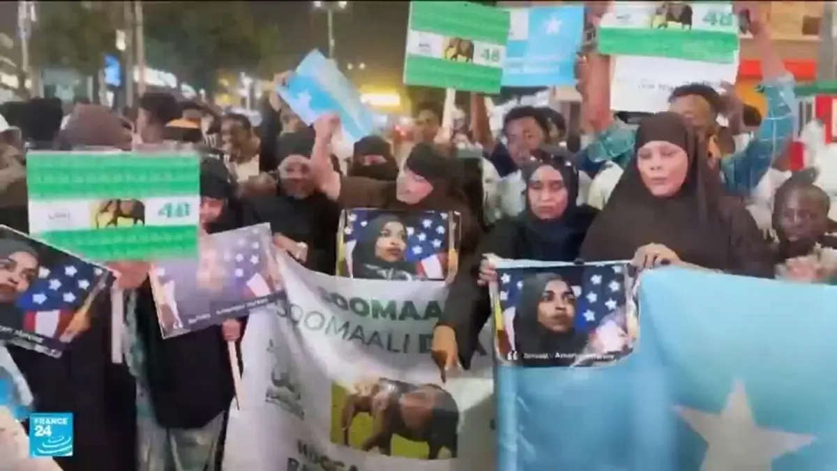 بعد وصفهم بـ"قمامة لا نريدهم في بلدنا".. غضب في الشارع الصومالي من تصريحات ترامب