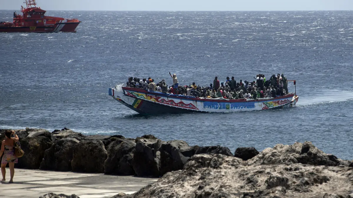 وفاة 18 شخصا جراء انقلاب قارب للمهاجرين قبالة جزيرة كريت اليونانية