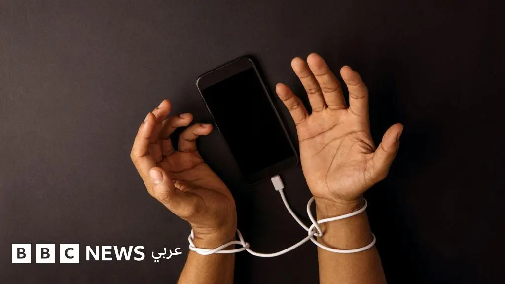 العنف الرقمي في تزايد والنساء أكثر عرضة لمخاطره، فكيف يمكنهن تجنبه والبقاء بأمان؟