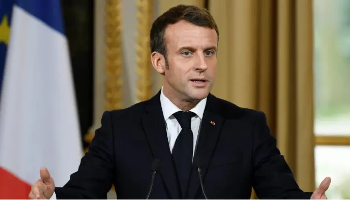 ماكرون يهدد بفرض رسوم جمركية أوروبية على الصين