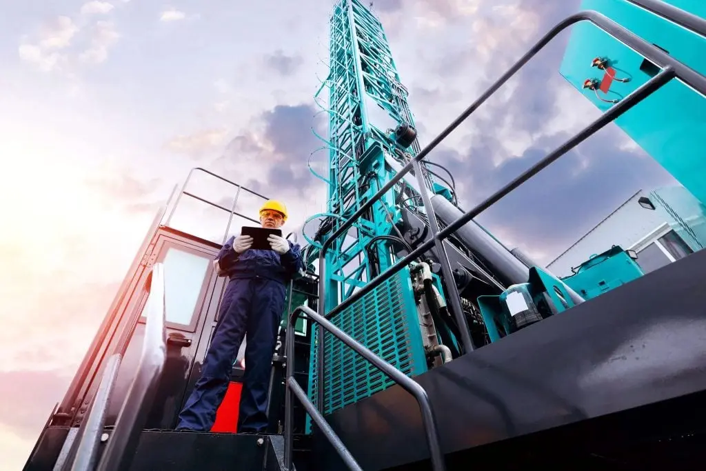 التحول الرقمي في قطاع النفط والغاز قد يحقق وفورات 320 مليار دولار - الطاقة