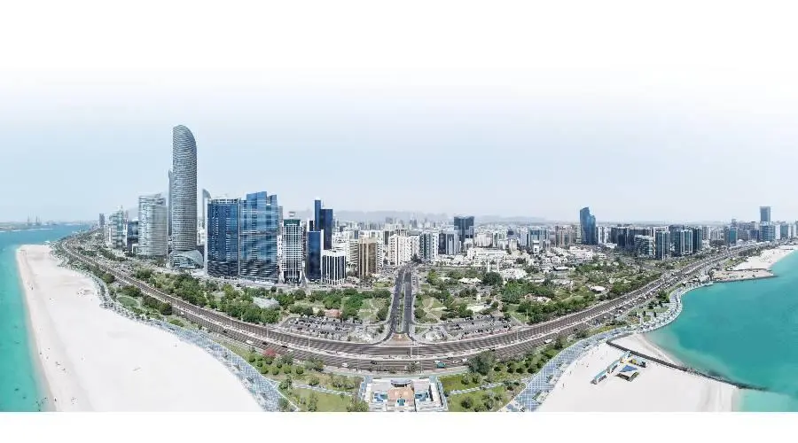الإمارات تكسب رهان ما بعد النفط بنموذج اقتصادي فائق التنوع
