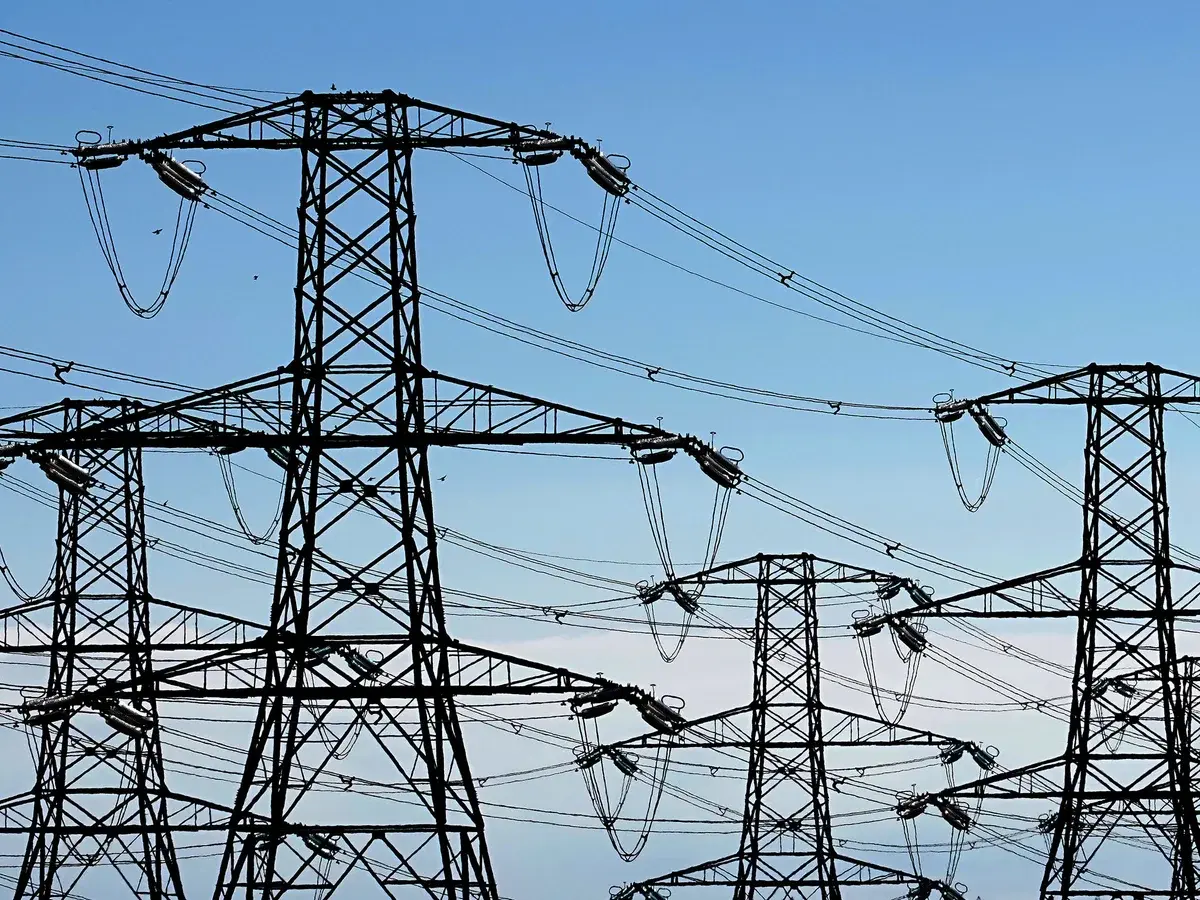 شبكة الكهرباء البريطانية تستبعد المئات من مشروعات التوليد "الزومبي" - الطاقة