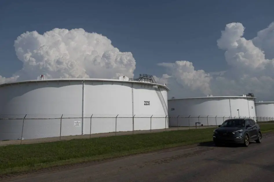 النفط عند أعلى مستوى في أسبوعين وسط خفض متوقع للفائدة الأميركية