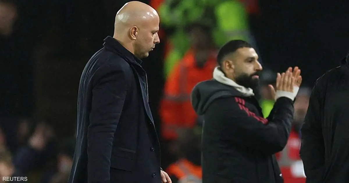 بعد الأزمة.. ليفربول يعلن موقف صلاح من "رحلة إيطاليا"