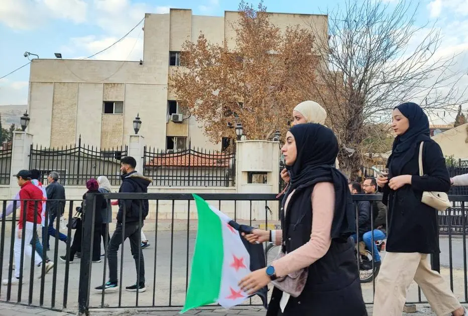 سوريا الجديدة في عام... شمس الديمقراطية لم تشرق بعد