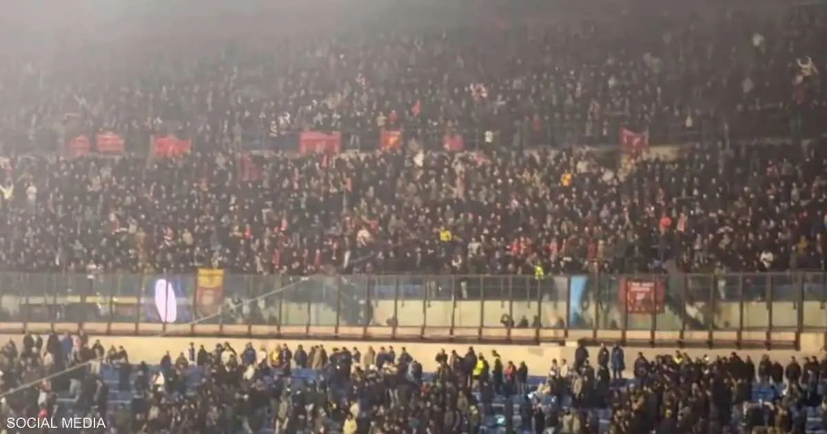 فيديو.. جماهير ليفربول تكشف موقفها من أزمة "سلوت-صلاح"