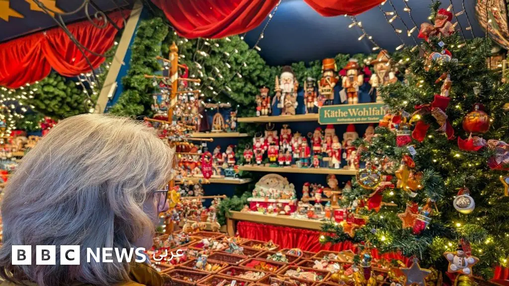 "كيف سرقت الرسوم الجمركية بهجة عيد الميلاد؟" - بلومبرغ