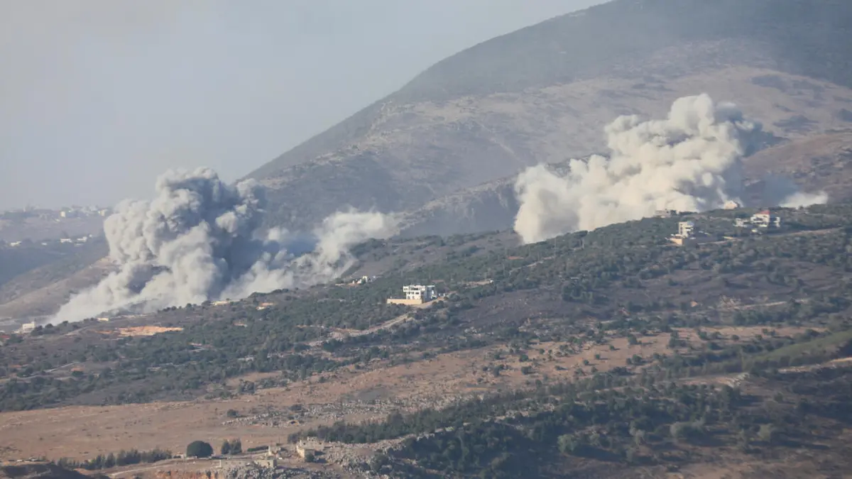 لبنان: الجيش الإسرائيلي يستهدف مواقع لحزب الله جنوب البلاد
