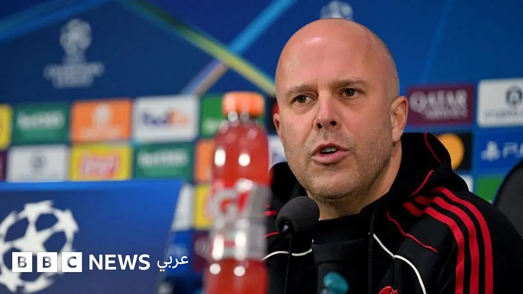 محمد صلاح وآرني سلوت: مدرب ليفربول يقول "أنا لست ضعيفاً" ويشير إلى إمكانية عودة اللاعب المصري