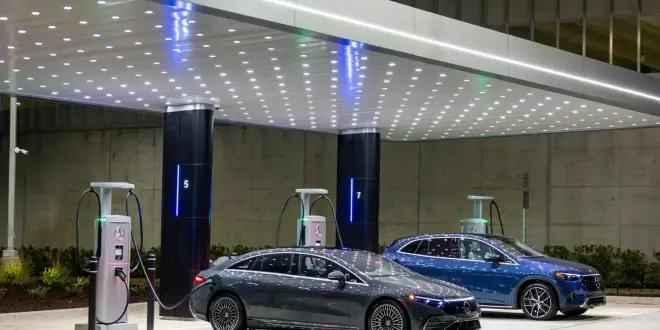 ست دول أوروبية تضغط لتخفيف قواعد انبعاثات 2035 وسط تباطؤ التحول الكهربائي