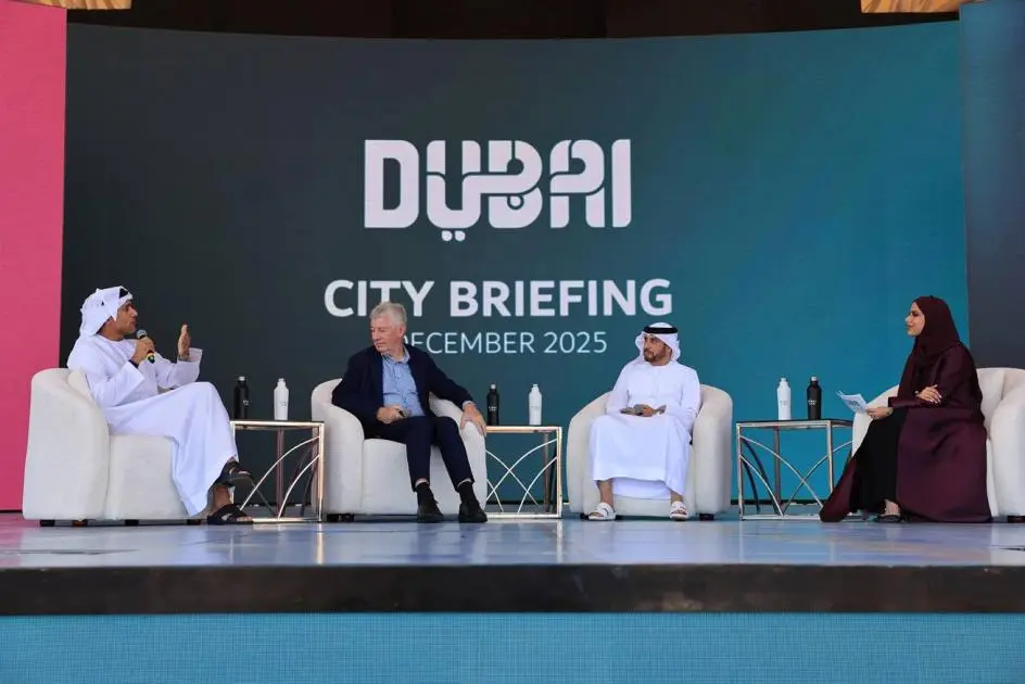 الاقتصاد والسياحة بدبي تستعرض مسيرة العمل المشترك والإنجازات