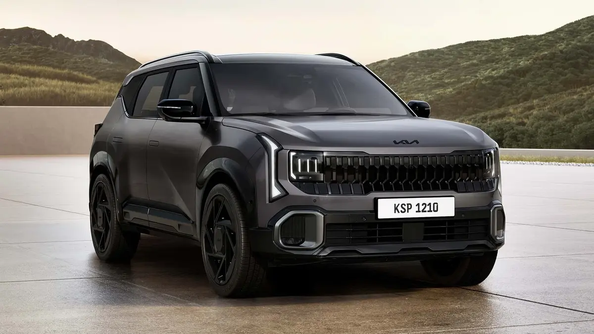 كُشف النقاب عن كيا سيلتوس 2027: تصميم جديد، محركات مألوفة