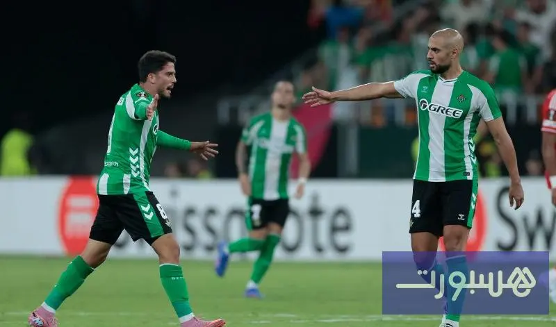 رئيس ريال بيتيس ينفي وجود أي خلاف مع أمرابط ويشيد باحترافيته العالية