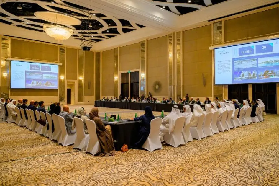 شركات محلية وعالمية تبحث «رأس المال العائلي» في أبوظبي