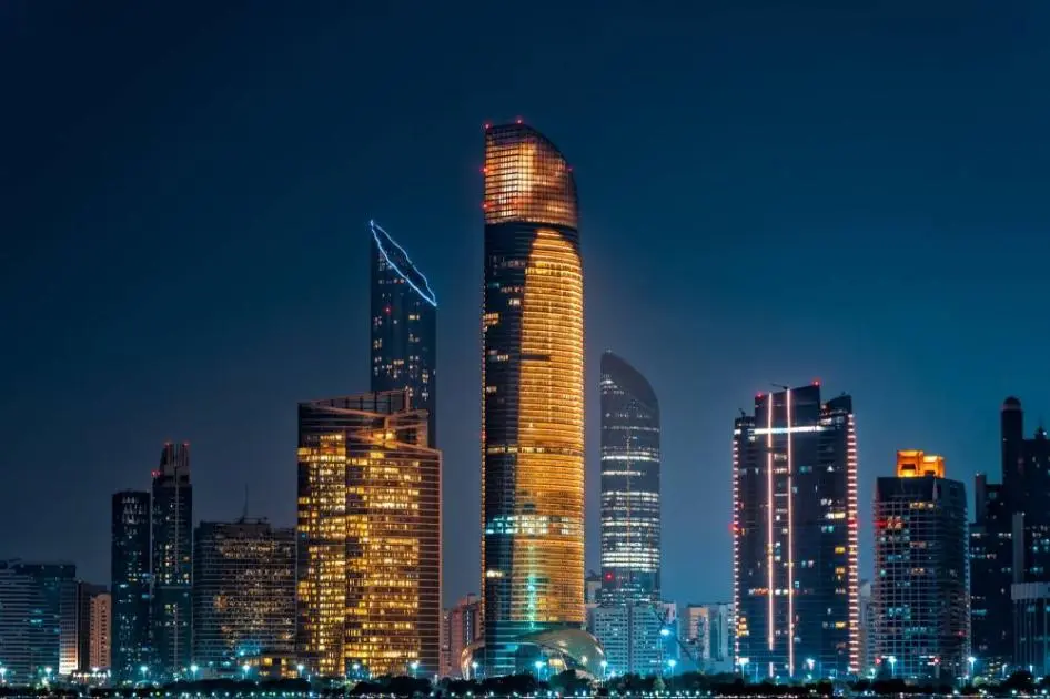 بلومبيرغ: الإمارات واحة خصبة لصناديق التحوّط