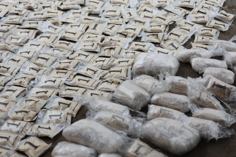 ضبط 400 ألف حبة كبتاغون في ريف دمشق وإيقاف المروّج بعد عملية أمنية