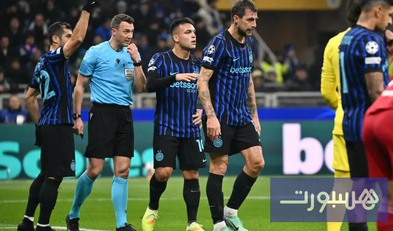 إصابة أتشيربي وغيابه طويل عن الملاعب