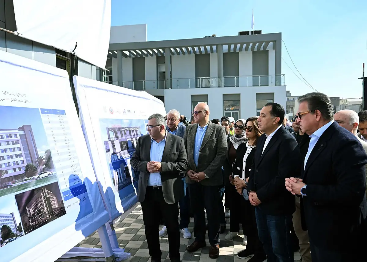 رئيس الوزراء يتفقد مشروع إنشاء مستشفى شبين القناطر المركزي