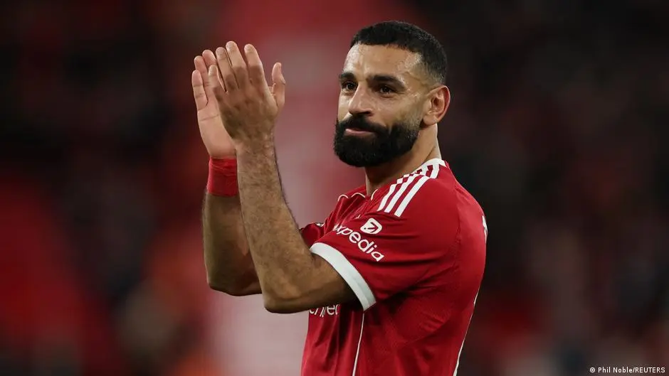 صلاح يبتسم مجددا في الأنفيلد وسلوت يرى قرار عودته "سهلا"!