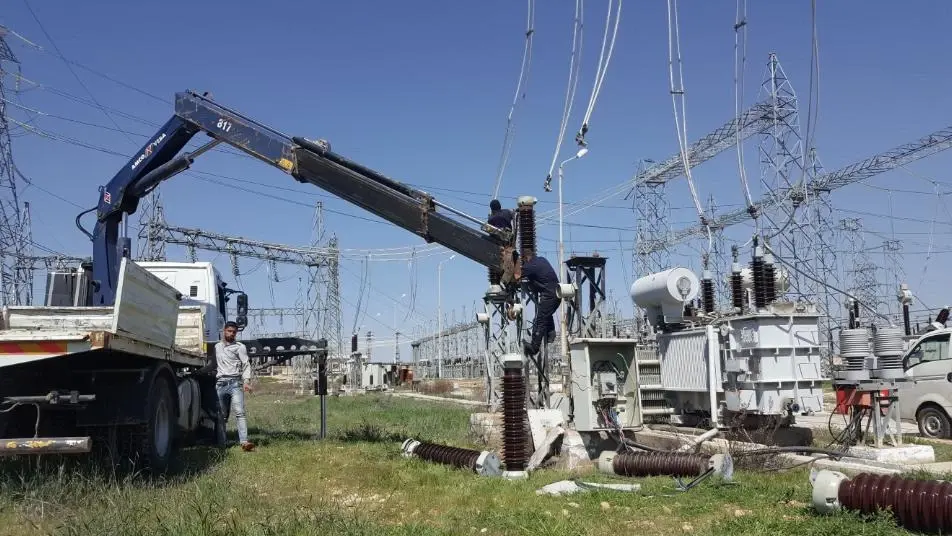 صمت الحكومة يزيد الغضب في إدلب وتراجع الكهرباء يعمق أزمات السكان