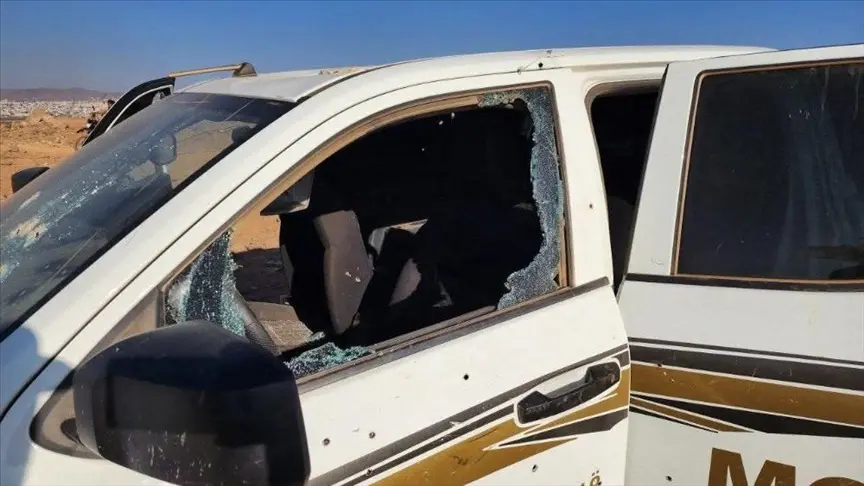 مسيّرة لعصابات مسلحة تستهدف سيارة للأمن الداخلي في ريف السويداء