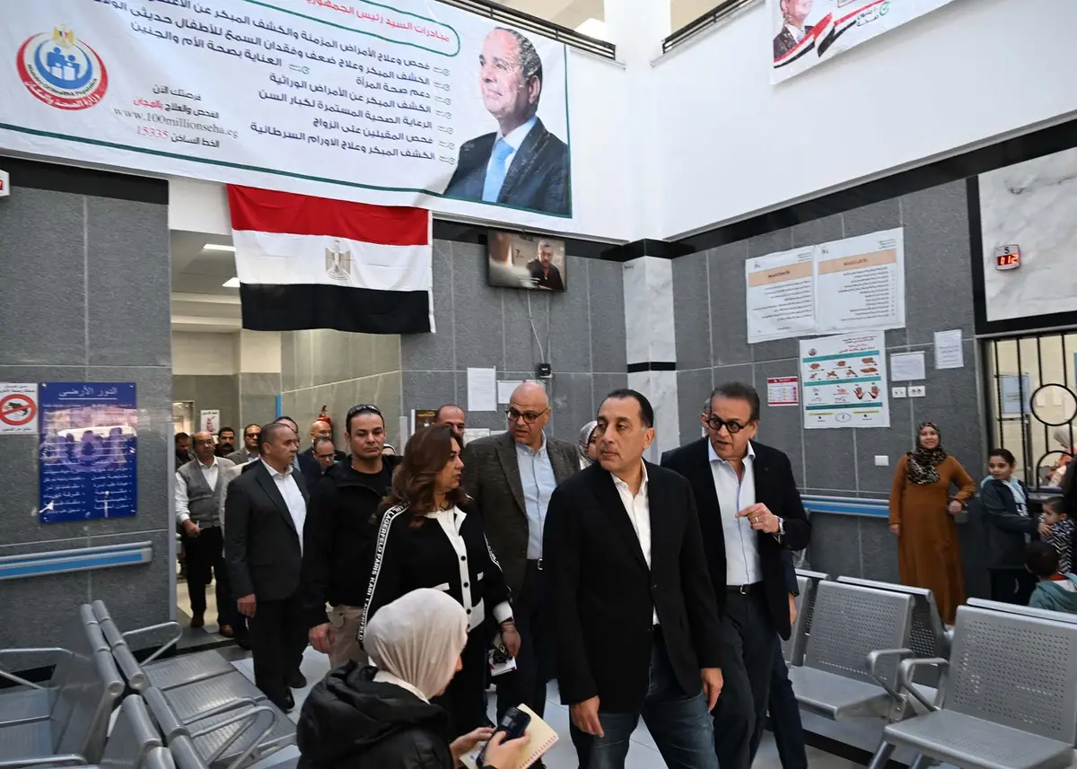 رئيس الوزراء يتفقد مركز طب الأسرة بطحانوب ضمن مشروعات المبادرة الرئاسية «حياة كريمة»