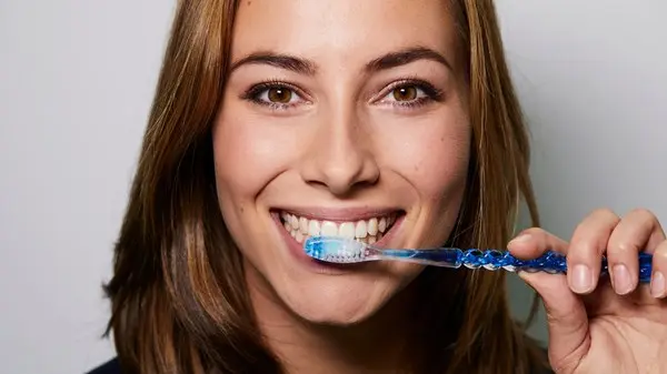 صحة الفم.. أولى خطوات تجنب مرض السكري