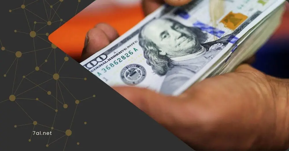 خصم 40% على "الدولار الأبيض".. أزمة جديدة تضرب سوق الصرف السوري