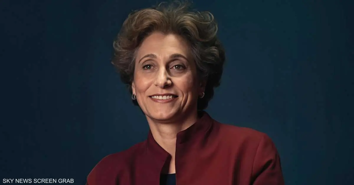 محمد بن راشد يهنئ سعاد العامري الفائزة بـ"نوابغ العرب 2025"