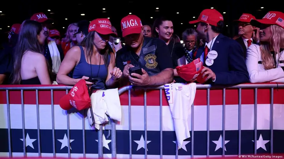 سطوة قوية.. أثرياء وشبكات نفوذ وراء حركة "ماغا" بقيادة ترامب