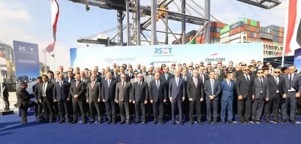 تحالف دولي يبدأ التشغيل التجريبي لمحطة تداول حاويات في ميناء السخنة