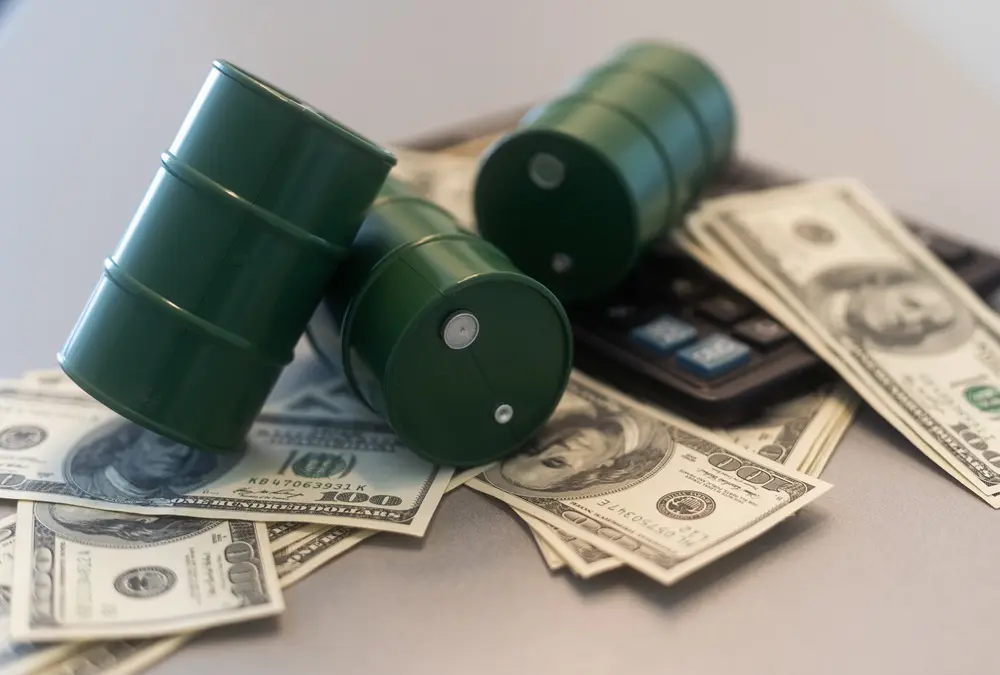 ارتفاع أسعار النفط مدفوعًا بتوترات واشنطن وفنزويلا