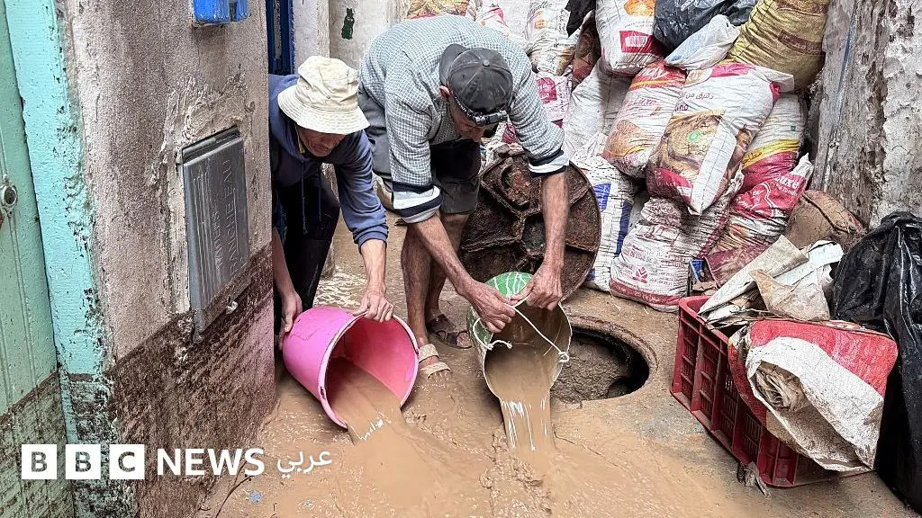 كيف تعاملت السلطات المغربية مع كارثة فيضانات (آسفي)؟
