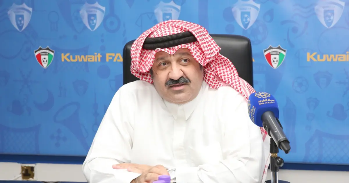 رئيس اتحاد الكرة الكويتي: لاعب فقد جنسيته وآخر أُخرج من منزله