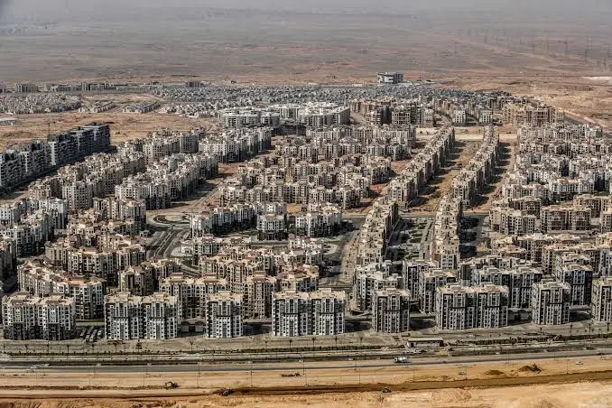 مطورون عقاريون يطالبون الحكومة بزيادة ضخ المواد الخام لقطاع البناء