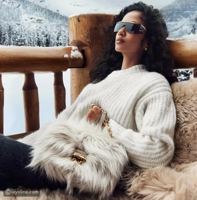 مجموعة Michael Kors لعطلة 2025: احتفال بالأناقة والمرح وسط الثلوج