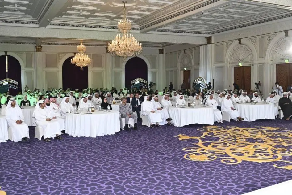 الإمارات تعزز مكانتها في الملاحة الدولية بإطلاق «باقة النقل البحري»