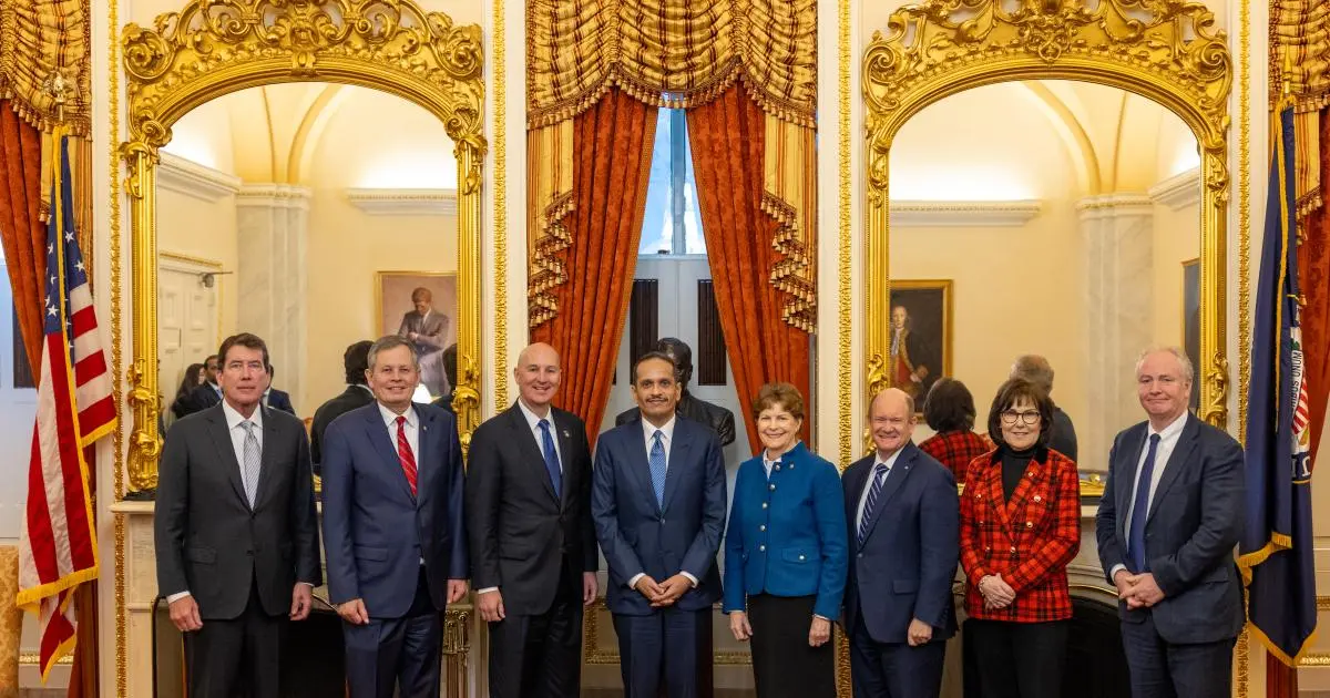 رئيس وزراء قطر يبحث ملف غزة مع أعضاء في الكونغرس