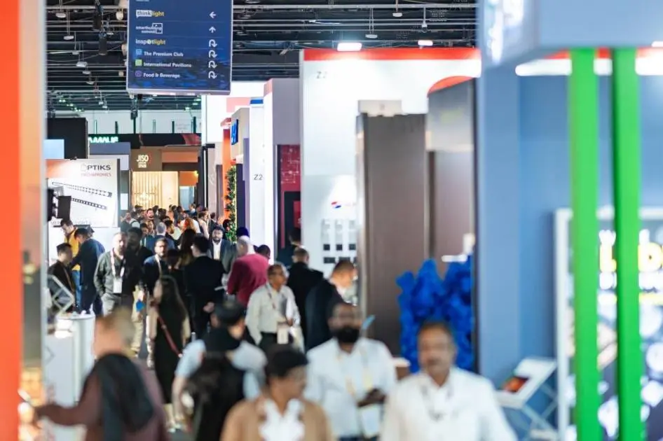'لايت + إنتلجنت بيلدنج 2026' يستعرض حلول إضاءة البنية التحتية بدبي