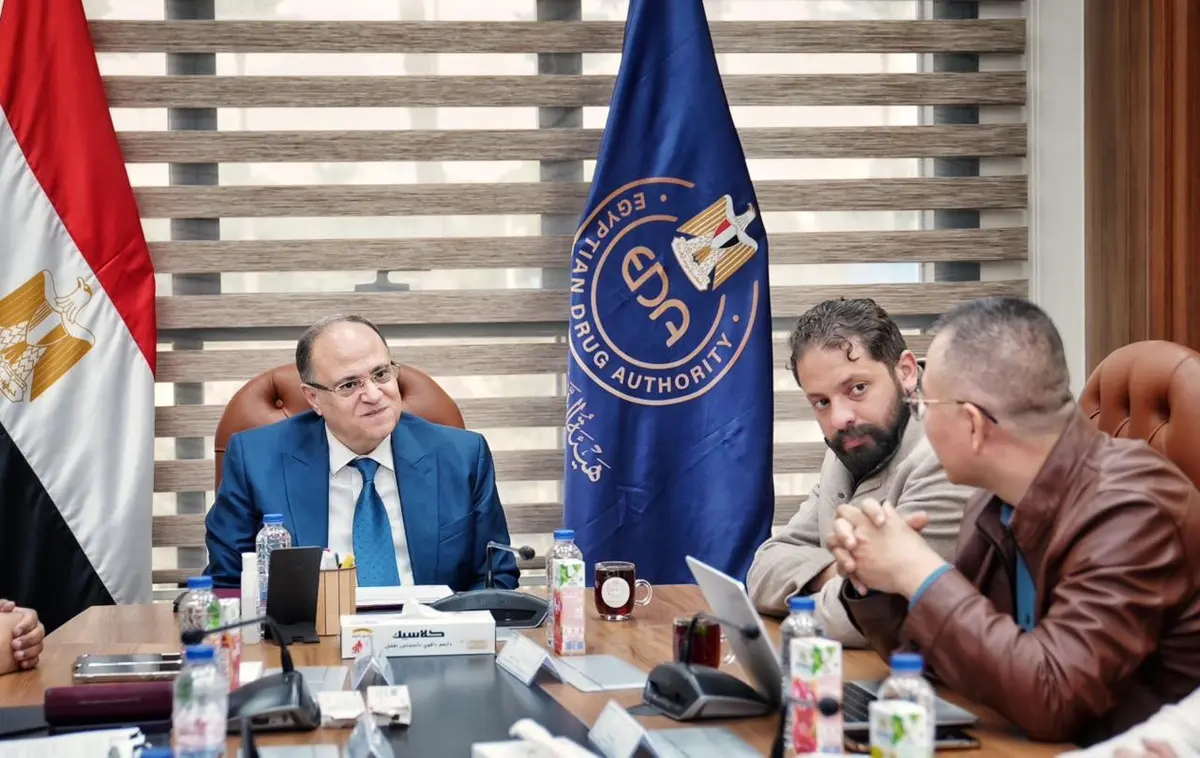 رئيس هيئة الدواء يبحث مع «شينزن رويان» الصينية سبل التعاون في مجالات التكنولوجيا الحيوية