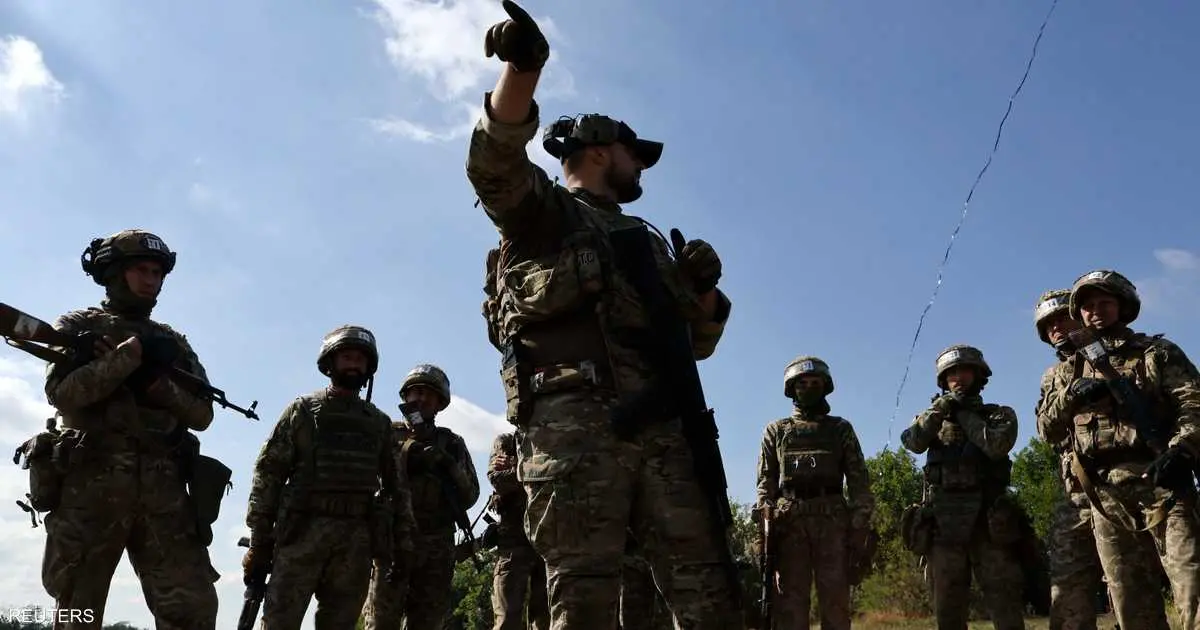 بعد إشادة زيلينسكي.. محادثات أميركية روسية بشأن أوكرانيا